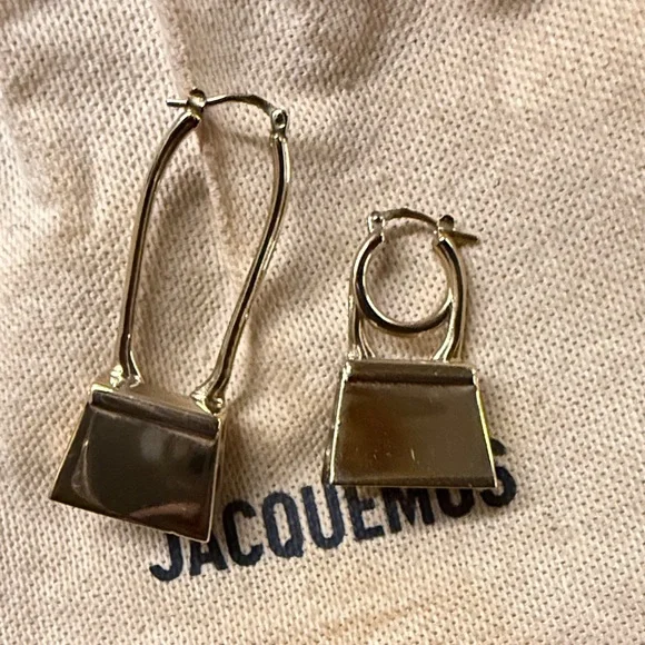Jacquemus Metallic Gold Bag Earrings - Picture 3 of 5
